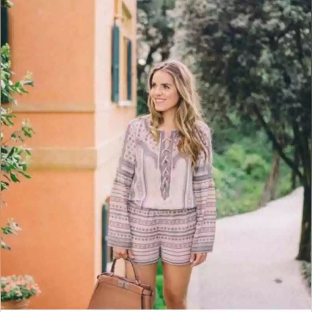 BCBGMAXAZRIA Nancie Medallion Print Romper Size Medium NWT